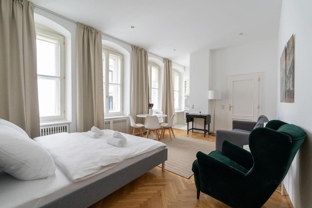 Historic Heart Apartment Viena Exterior foto